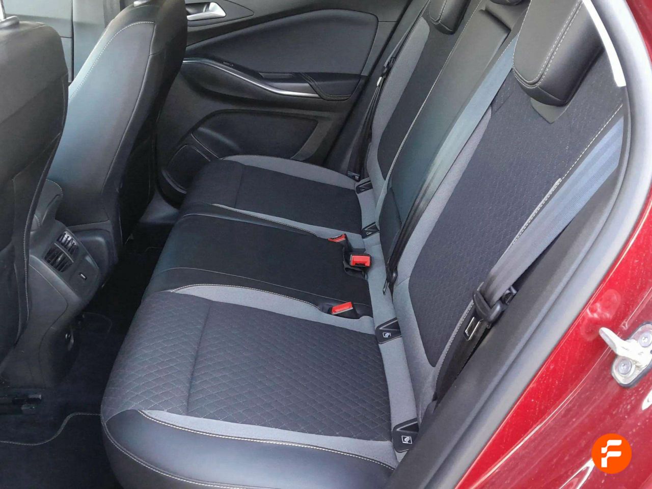 Foto Opel Grandland X 27