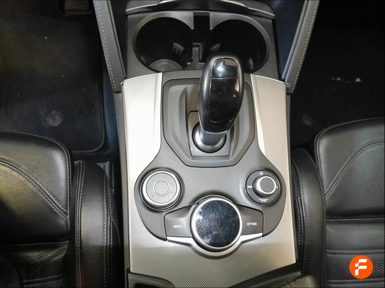 Foto Alfa Romeo Stelvio 21