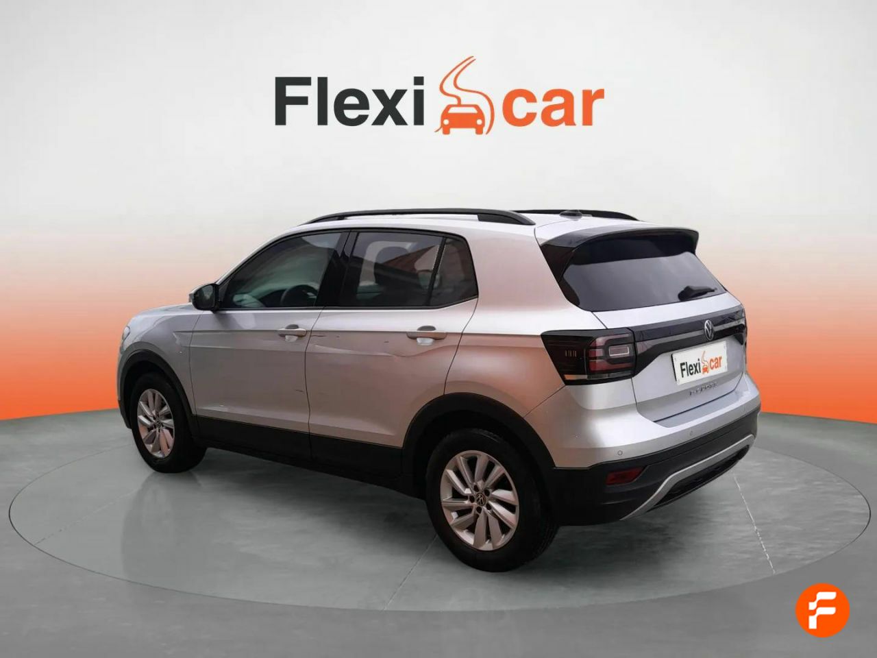 Foto Volkswagen T-Cross 4