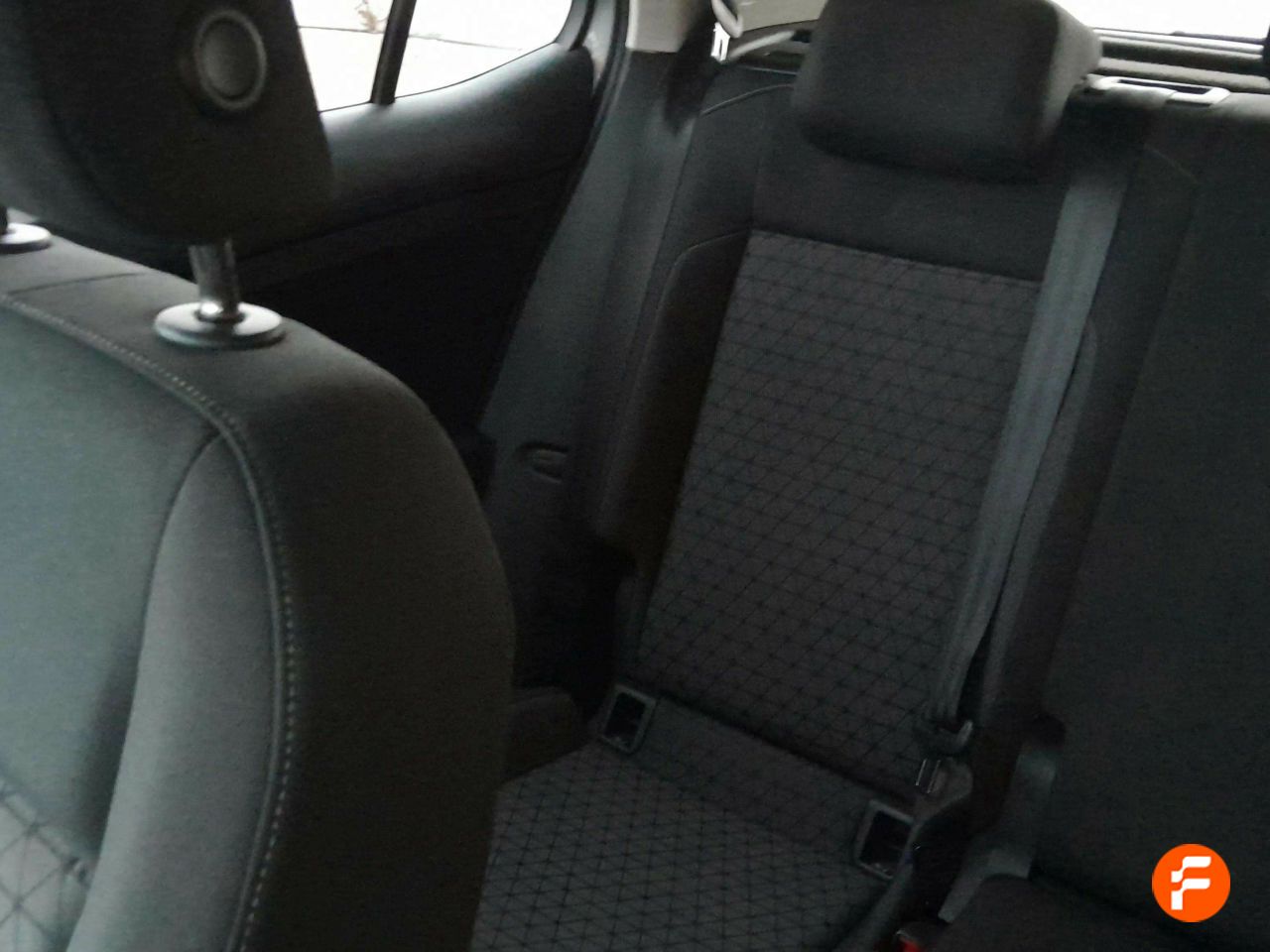 Foto Volkswagen T-Cross 33
