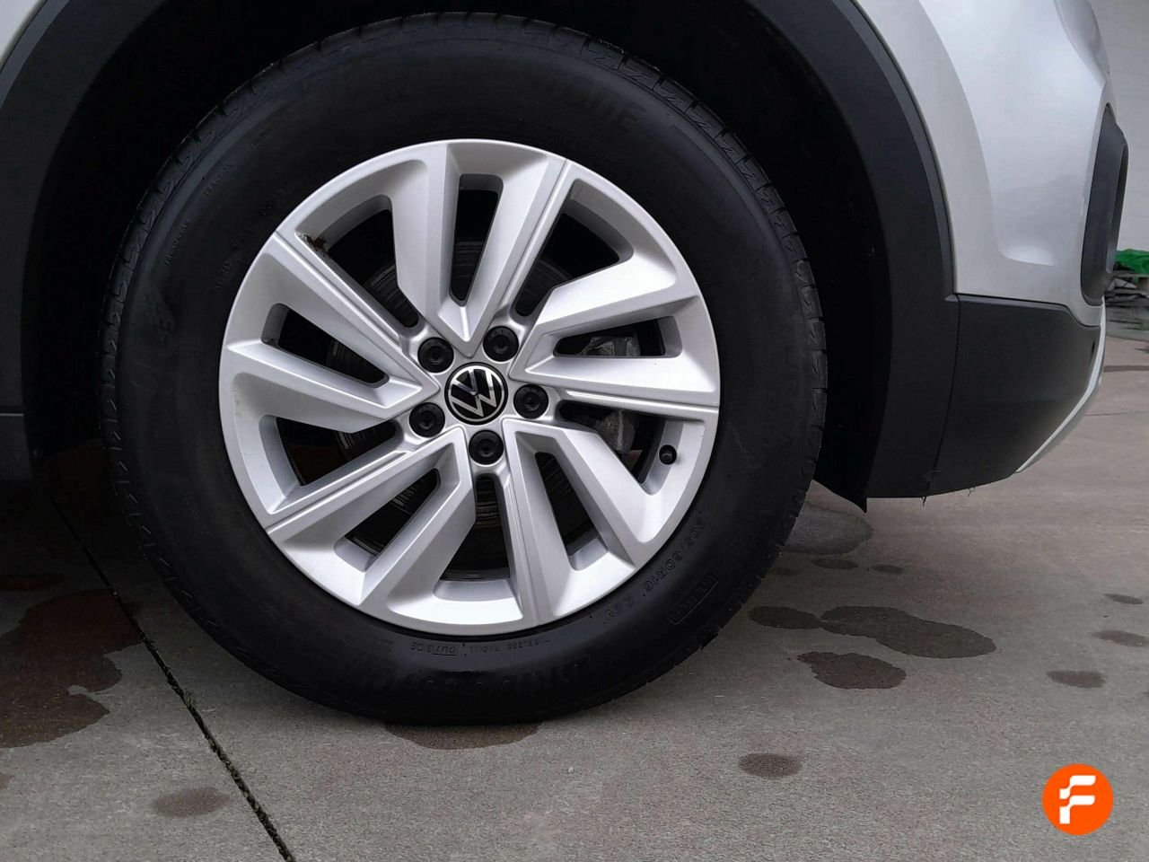 Foto Volkswagen T-Cross 35