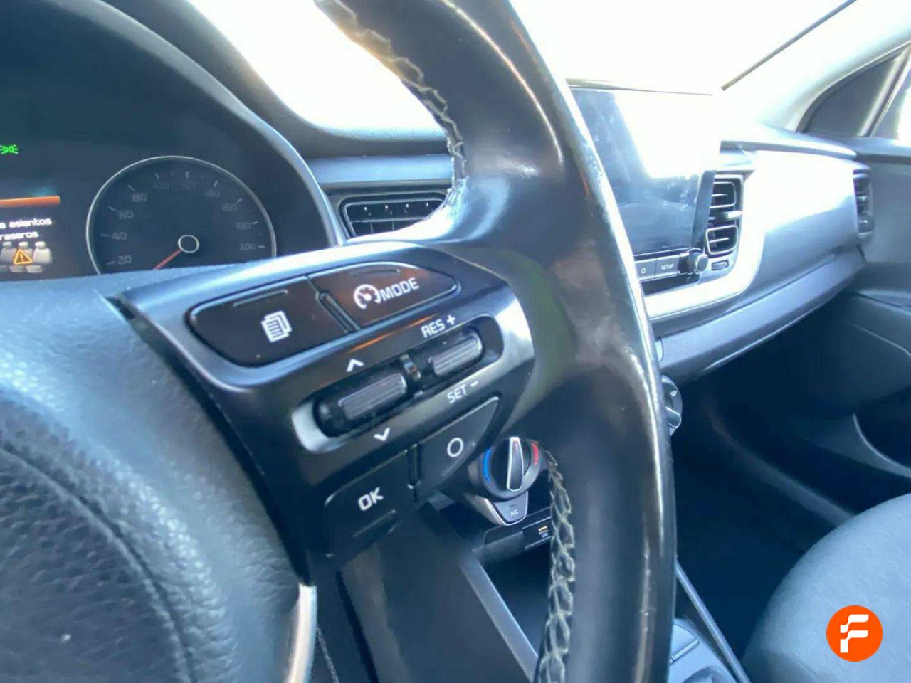 Foto Kia Stonic 21
