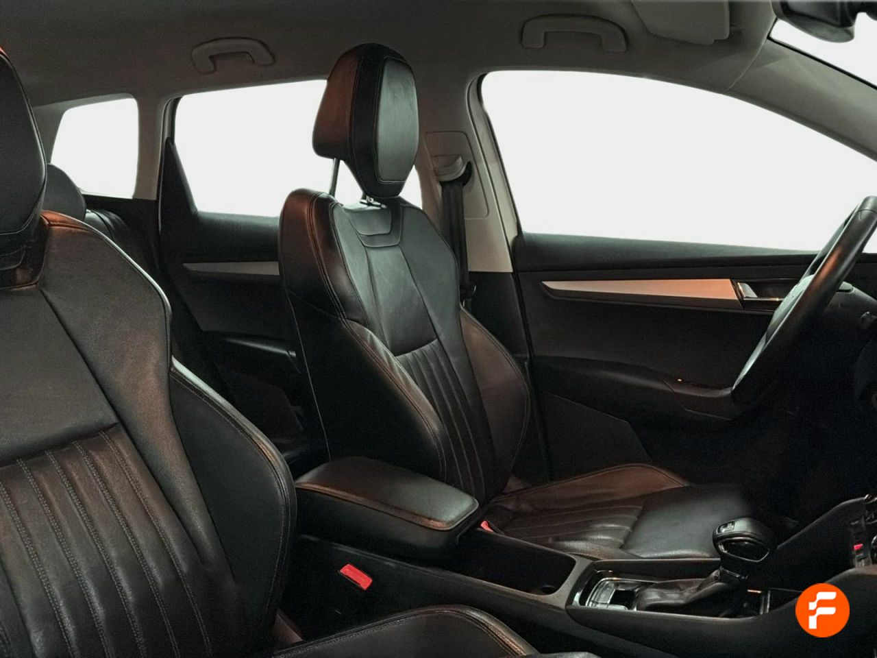 Foto Skoda Karoq 8