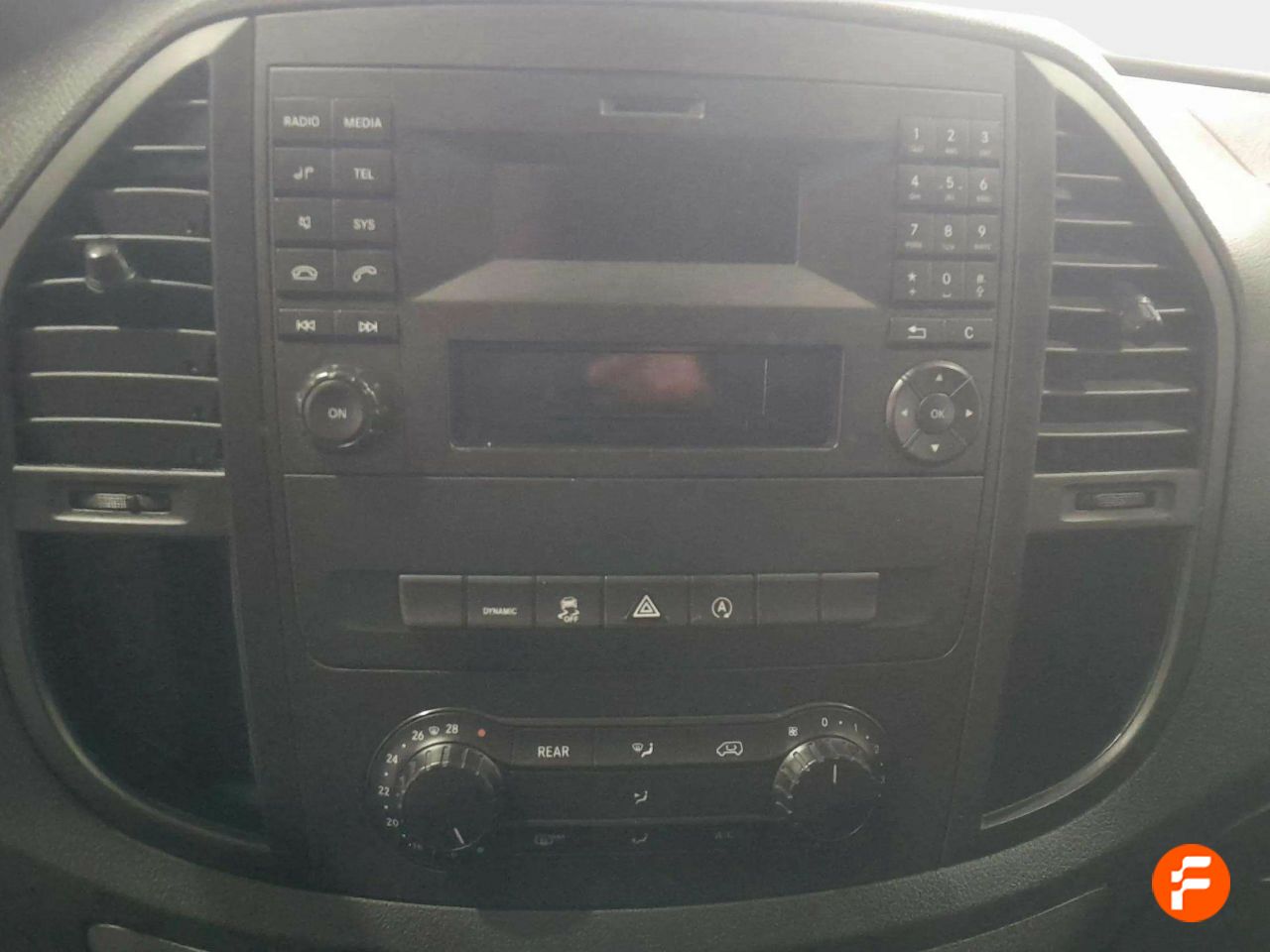 Foto Mercedes-Benz Vito 18