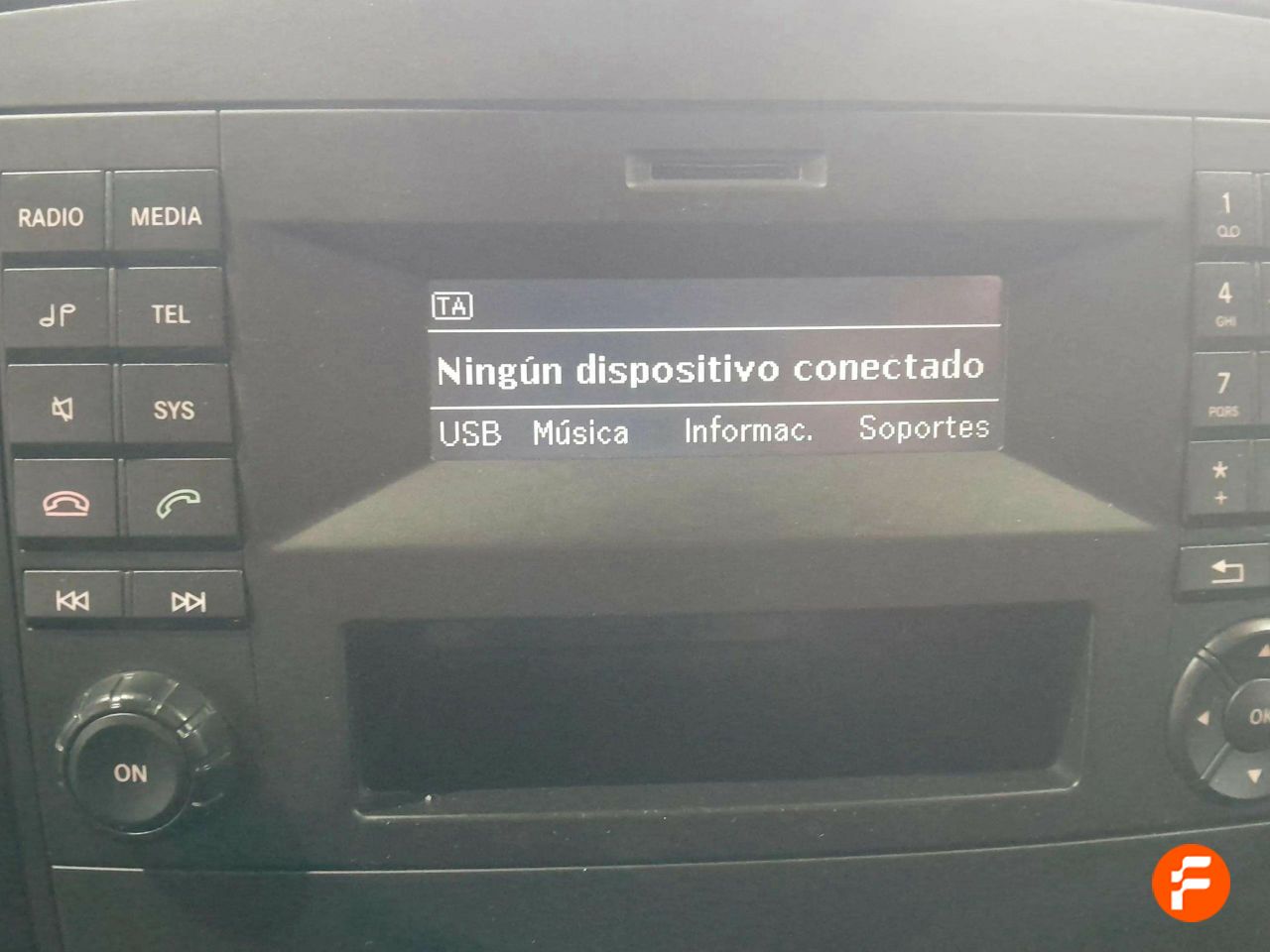 Foto Mercedes-Benz Vito 19