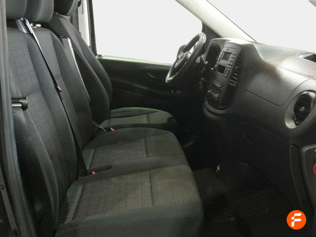 Foto Mercedes-Benz Vito 26