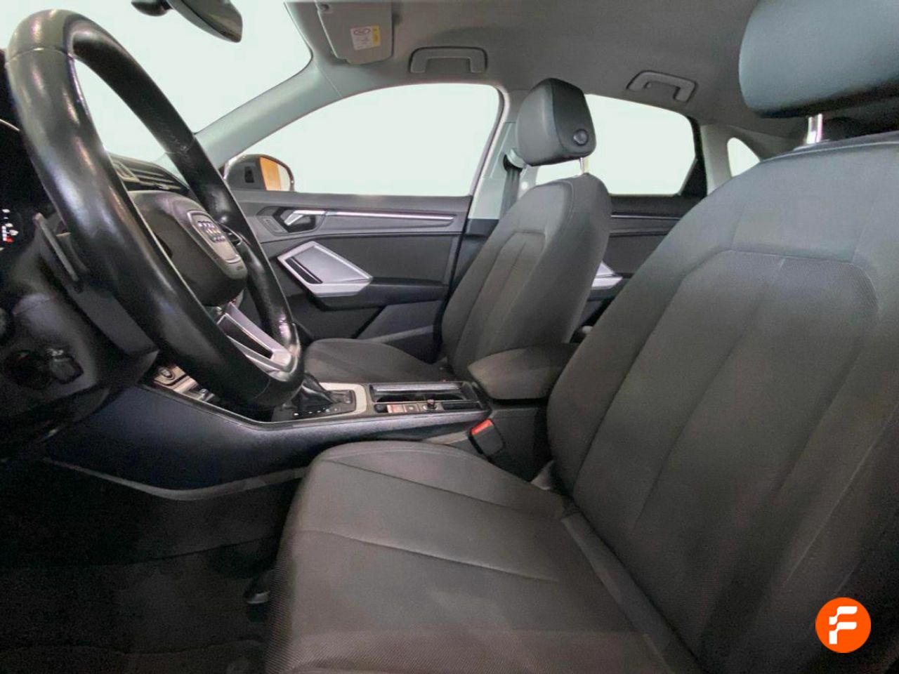 Foto Audi Q3 21