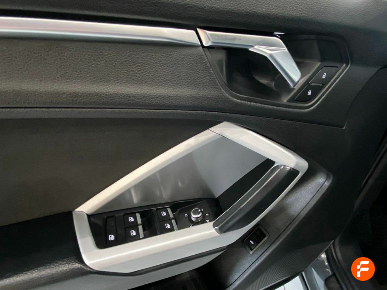 Foto Audi Q3 24