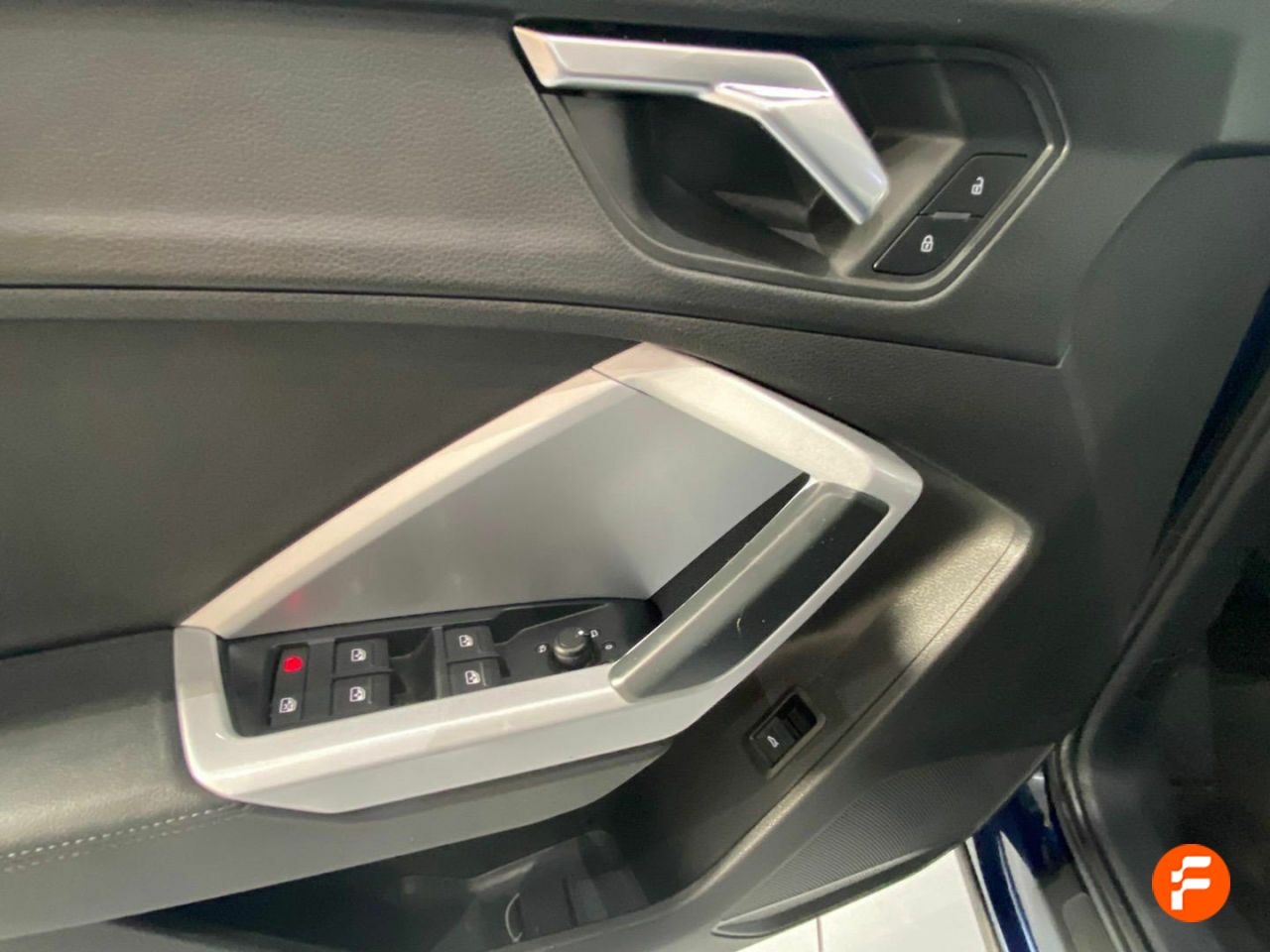 Foto Audi Q3 24