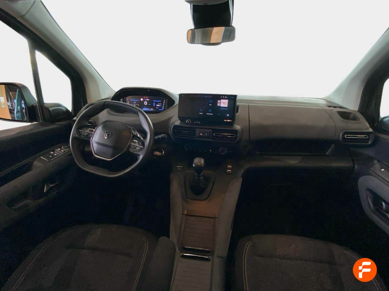 Foto Peugeot Rifter 14