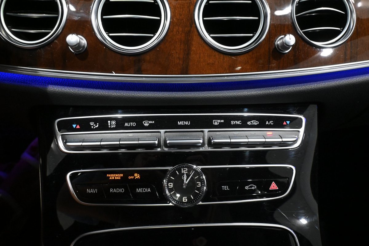Foto Mercedes-Benz Clase E 22