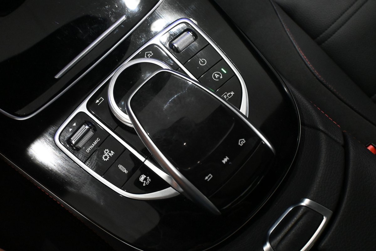 Foto Mercedes-Benz Clase E 32