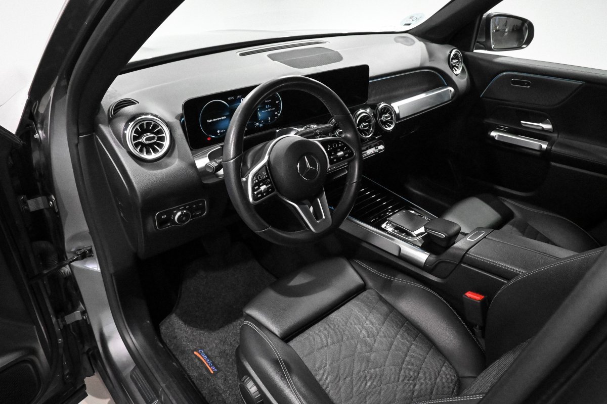 Foto Mercedes-Benz Clase GLB 10