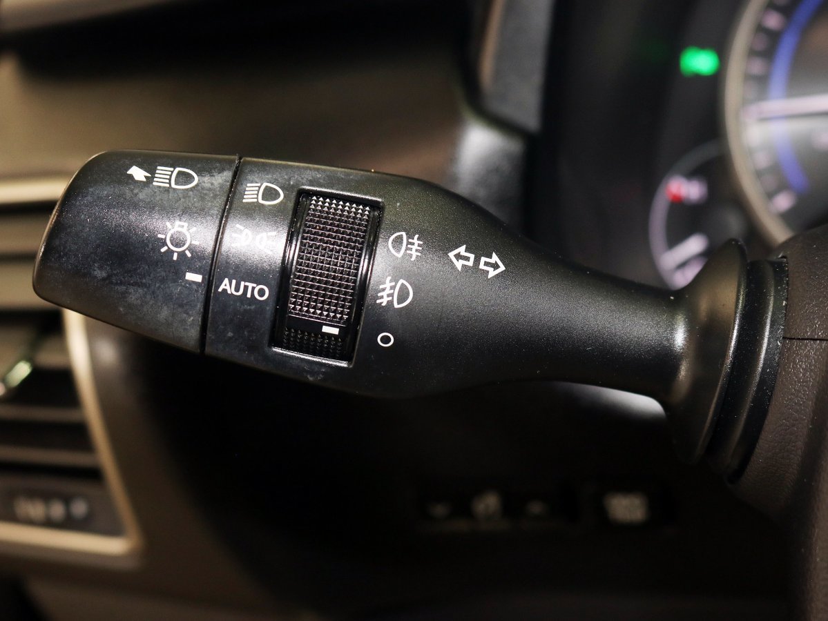 Foto Lexus NX 21