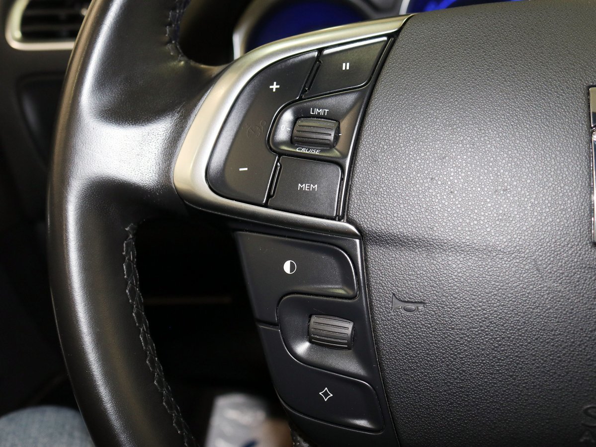 Foto Citroën DS4 22