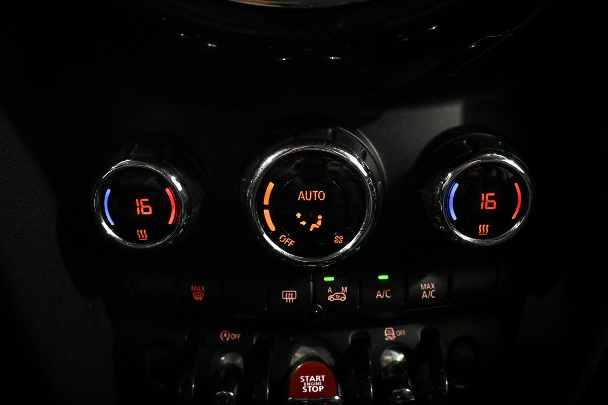 Foto Mini 3 Puertas 20