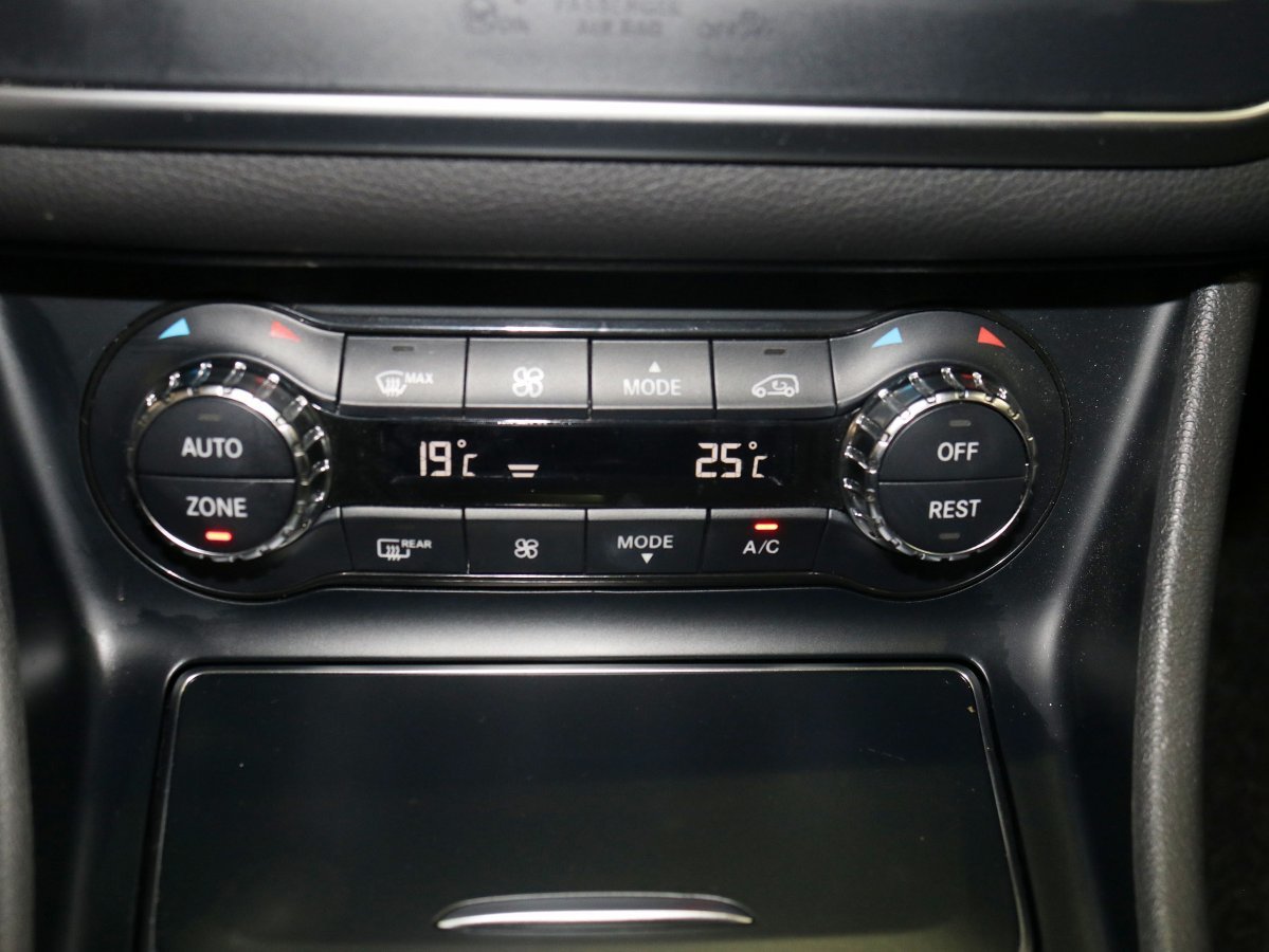 Foto Mercedes-Benz Clase CLA 7
