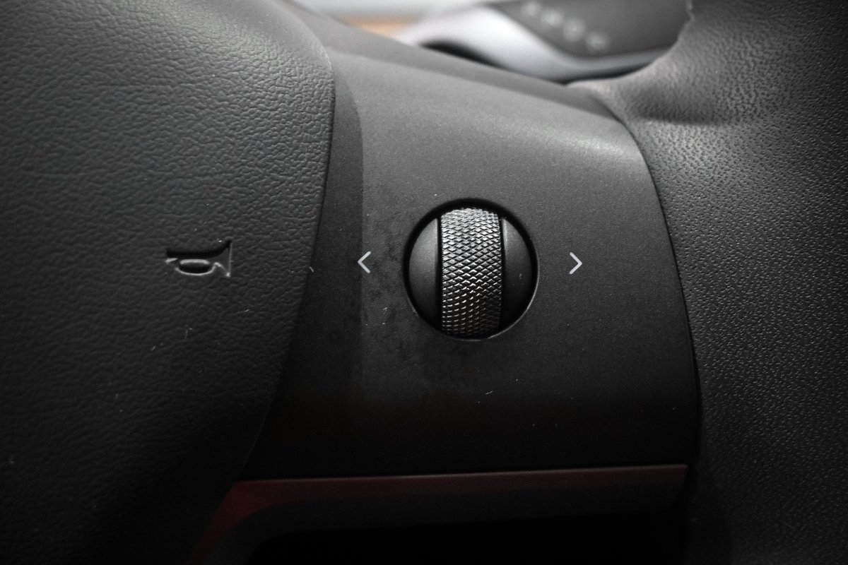 Foto Tesla Model Y 23