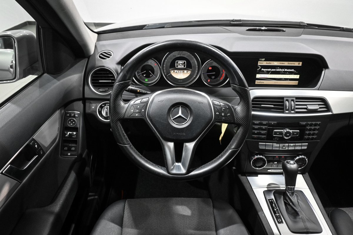 Foto Mercedes-Benz Clase C 18