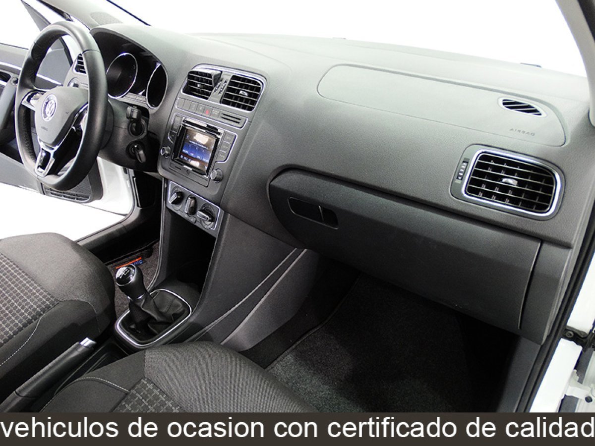 Foto Volkswagen Polo 22
