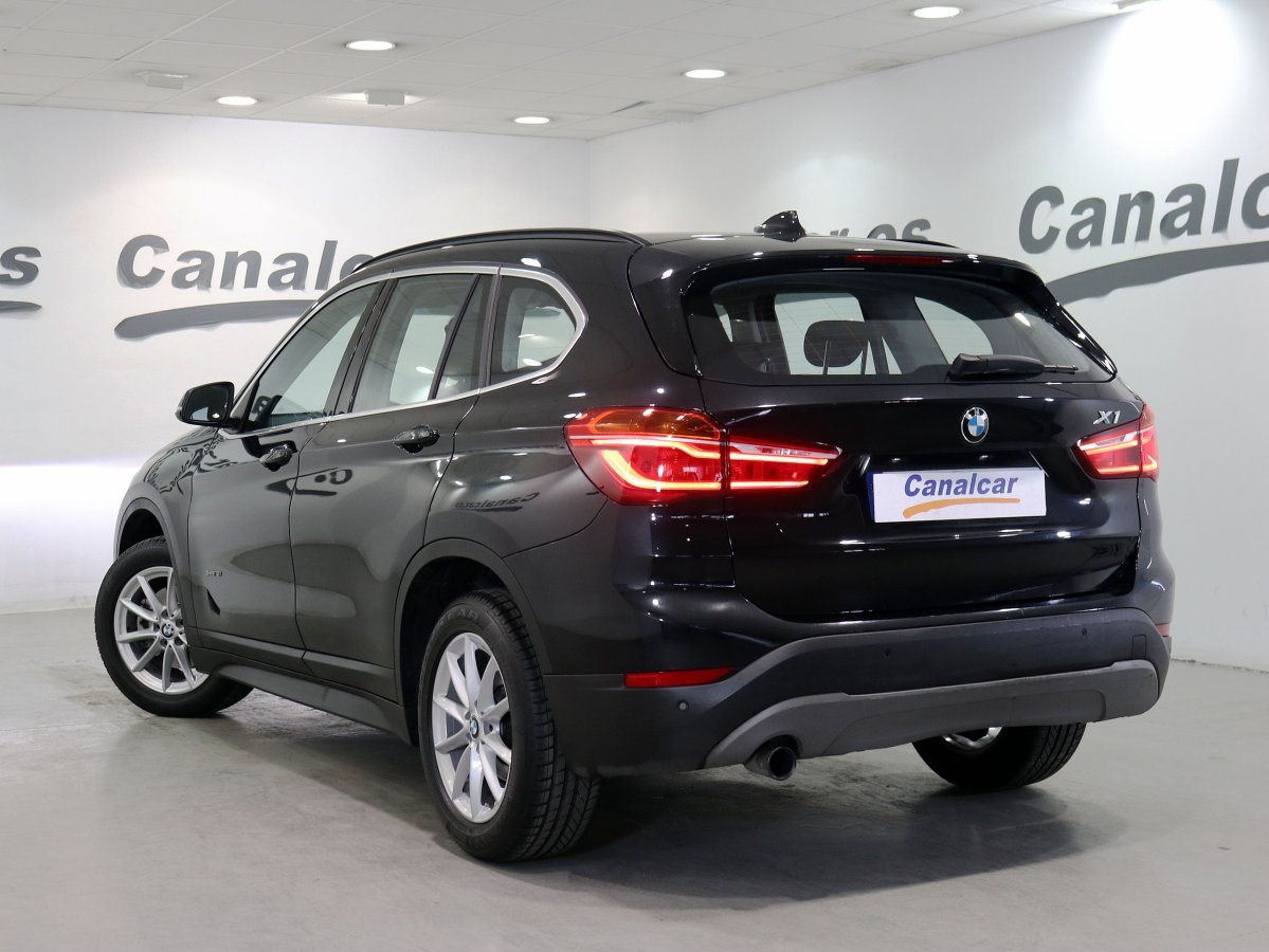 Foto BMW X1 6