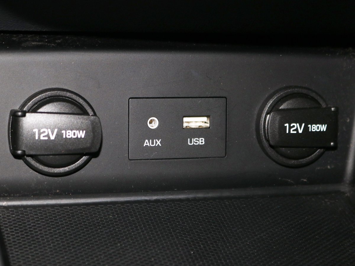 Foto Hyundai IONIQ 24