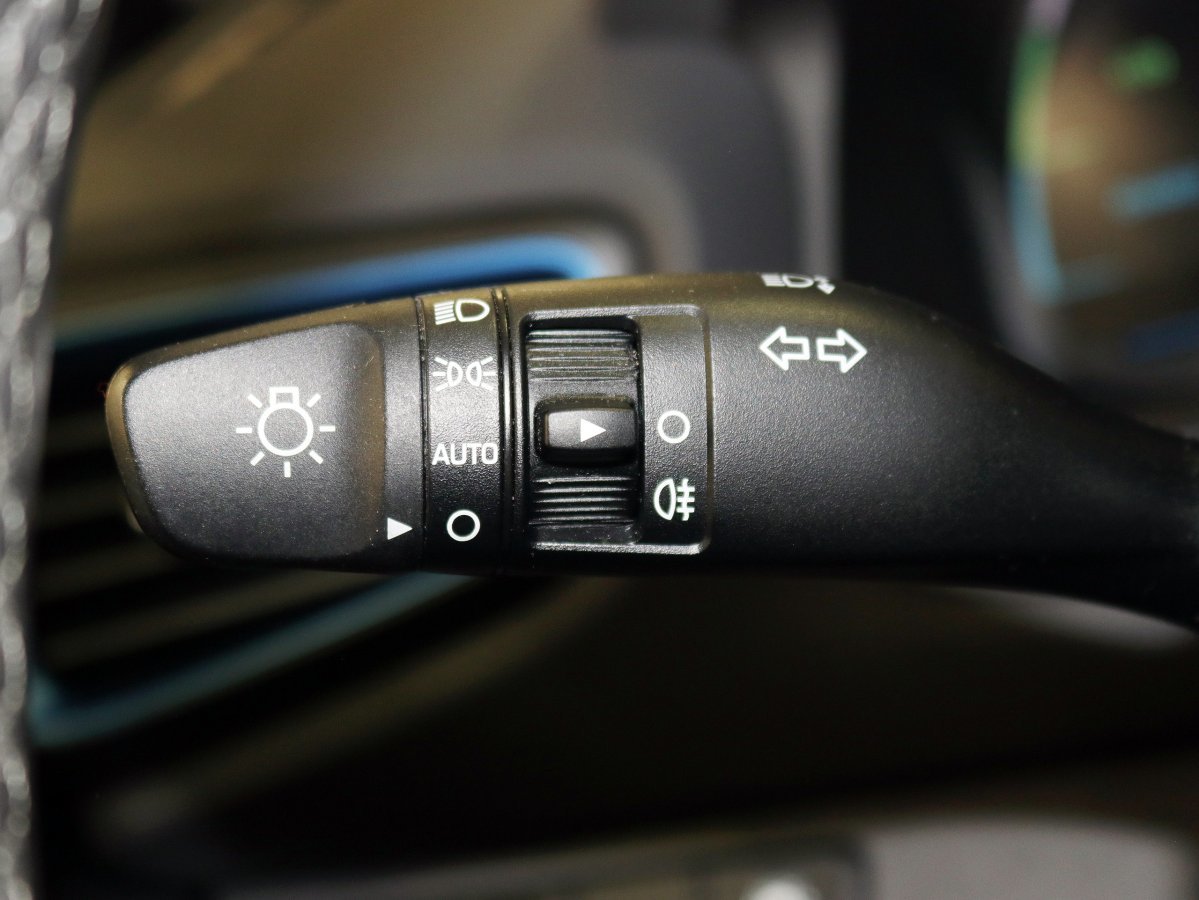 Foto Hyundai IONIQ 28