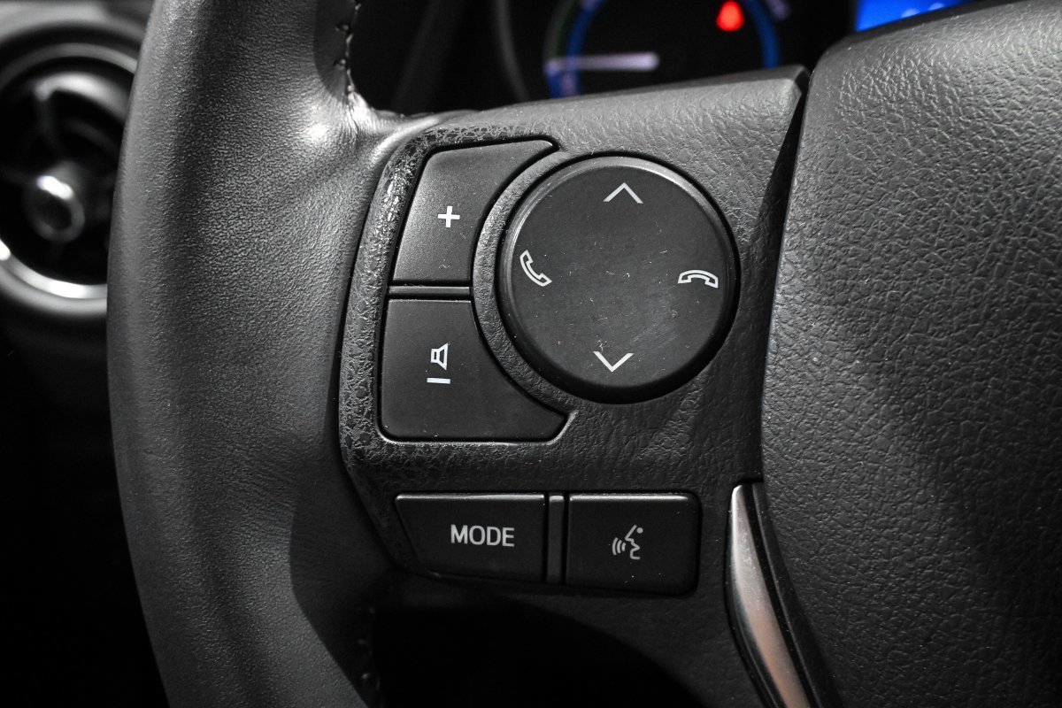 Foto Toyota Auris 25