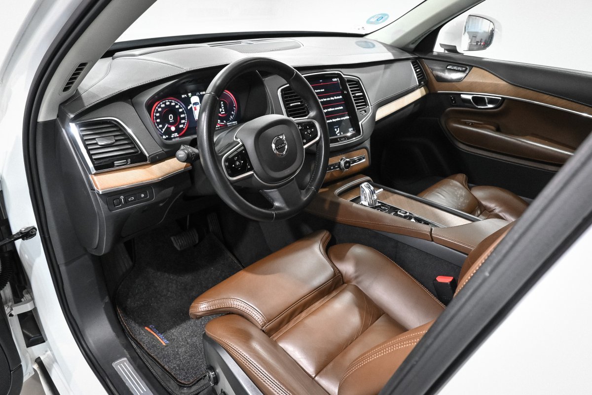 Foto Volvo XC90 10