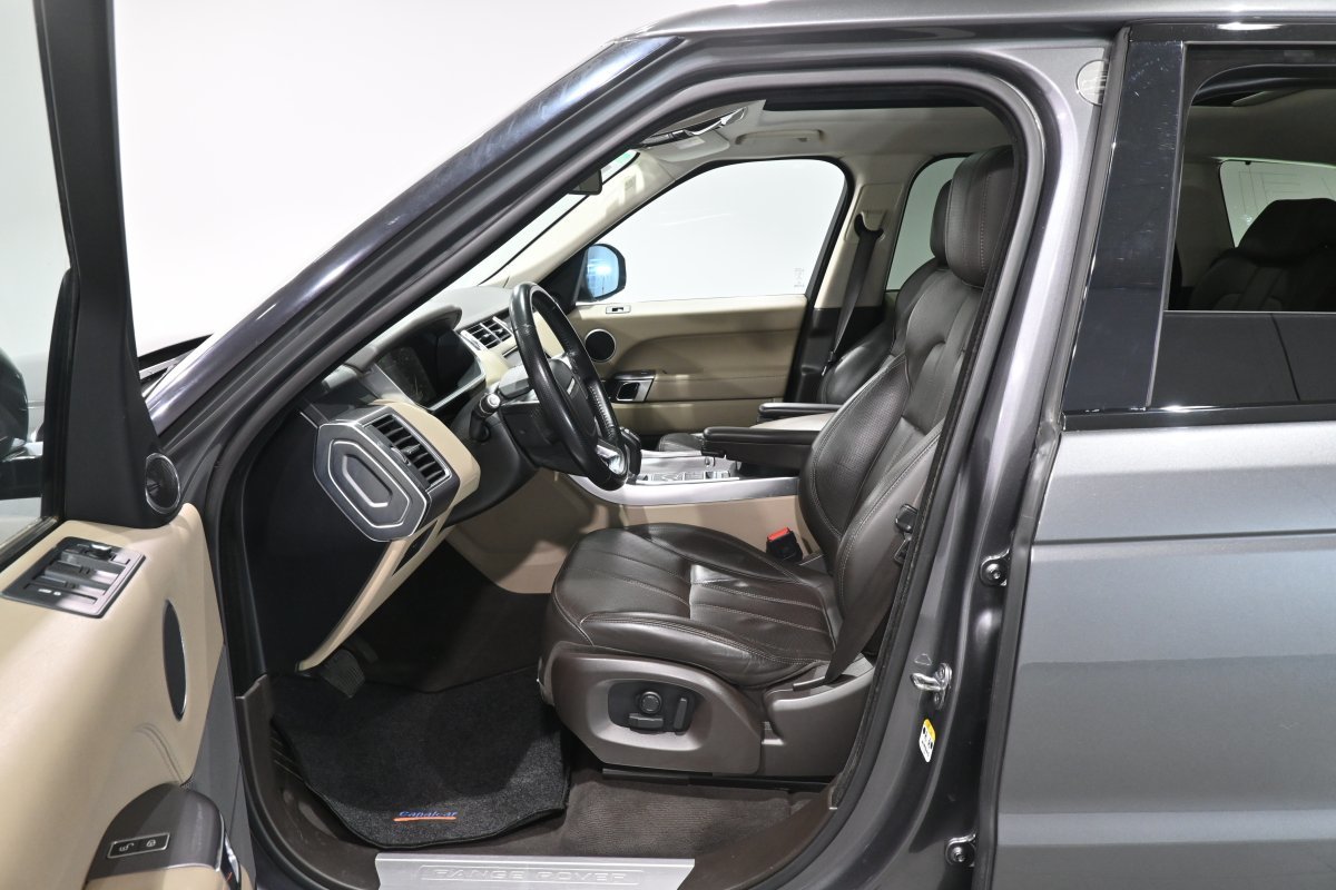 Foto Land-Rover Range Rover Sport 11