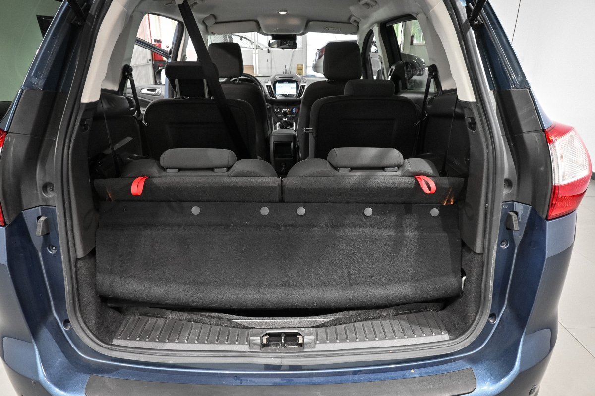 Foto Ford Grand C-MAX 8