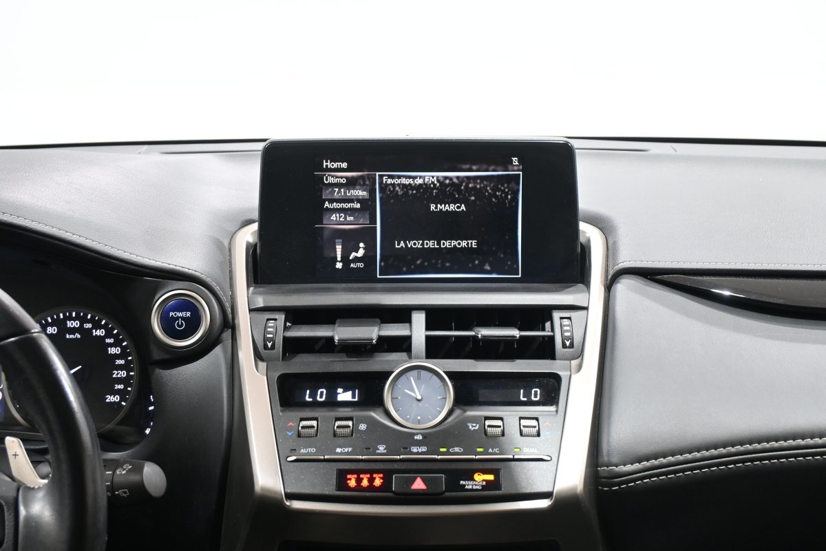Foto Lexus NX 14