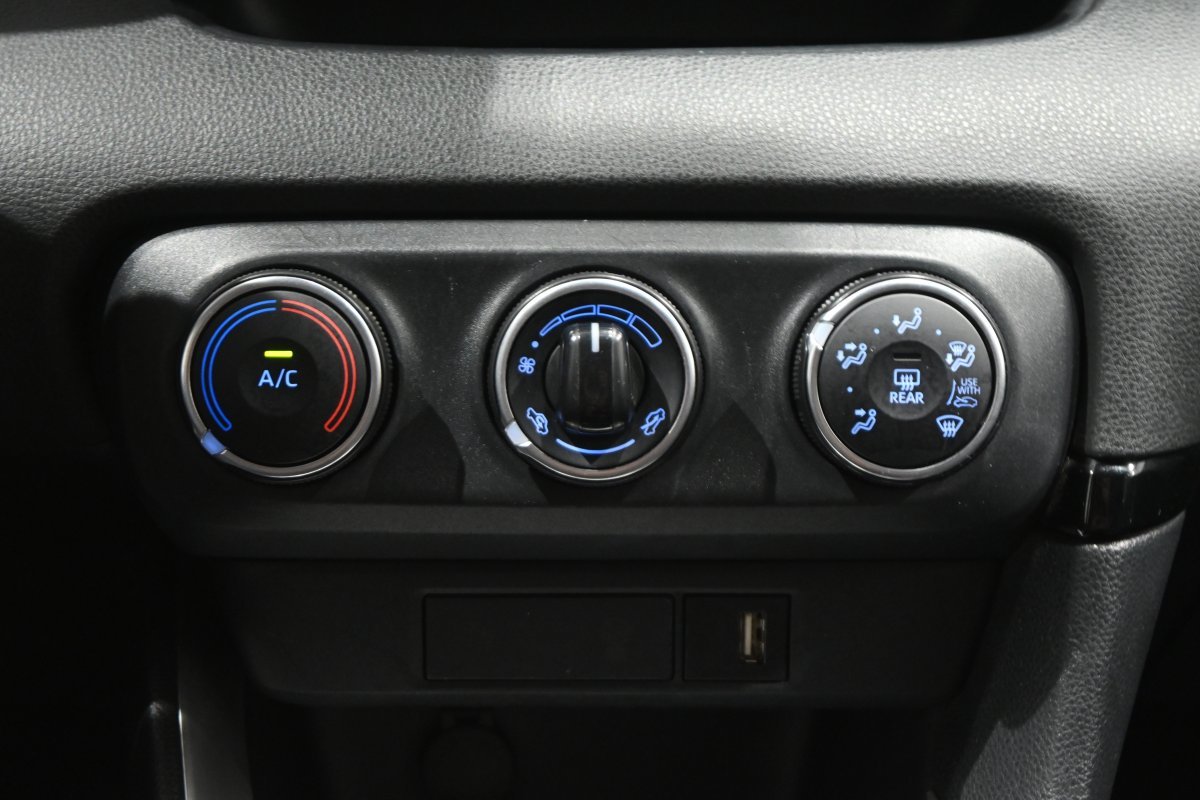 Foto Toyota Yaris 17