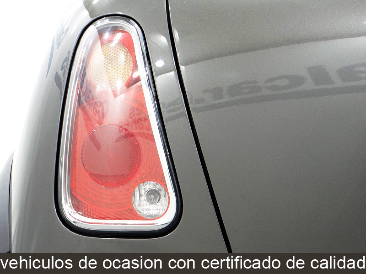 Foto Mini 3 Puertas 14