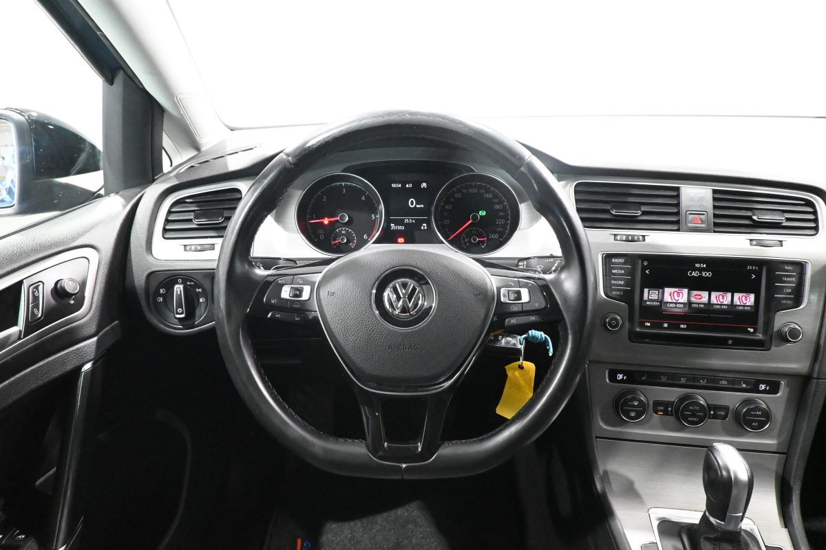 Foto Volkswagen Golf 19
