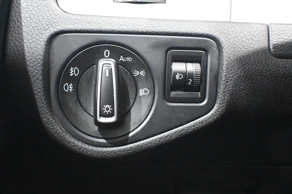 Foto Volkswagen Golf 26