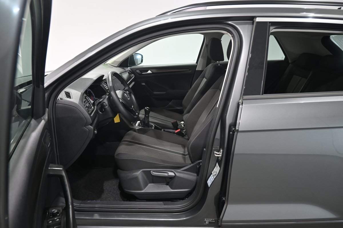 Foto Volkswagen T-Roc 10