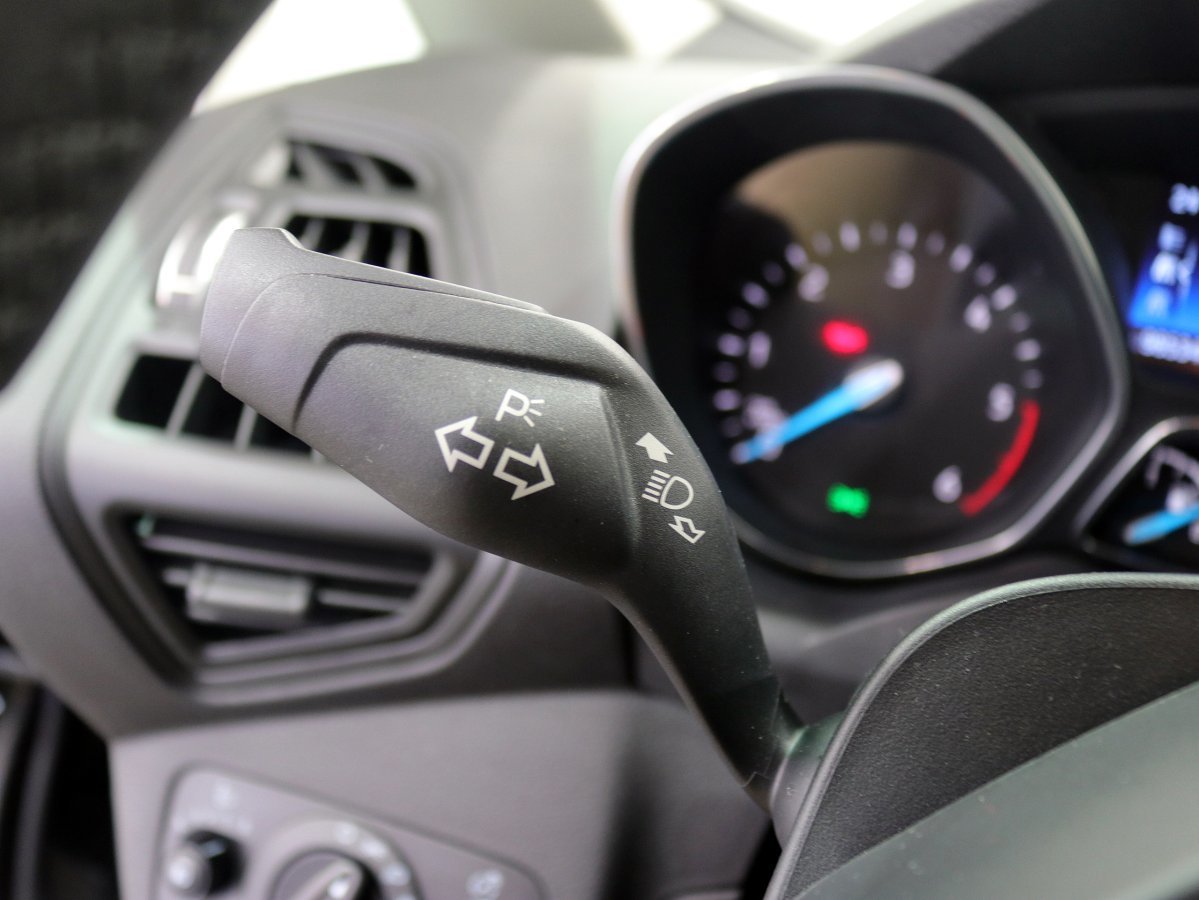 Foto Ford Grand C-MAX 22