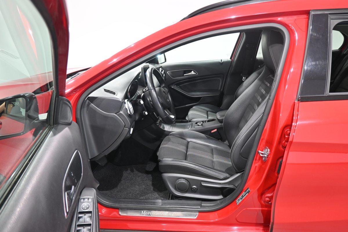 Foto Mercedes-Benz Clase GLA 11