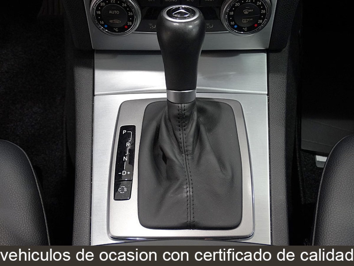 Foto Mercedes-Benz Clase C 24