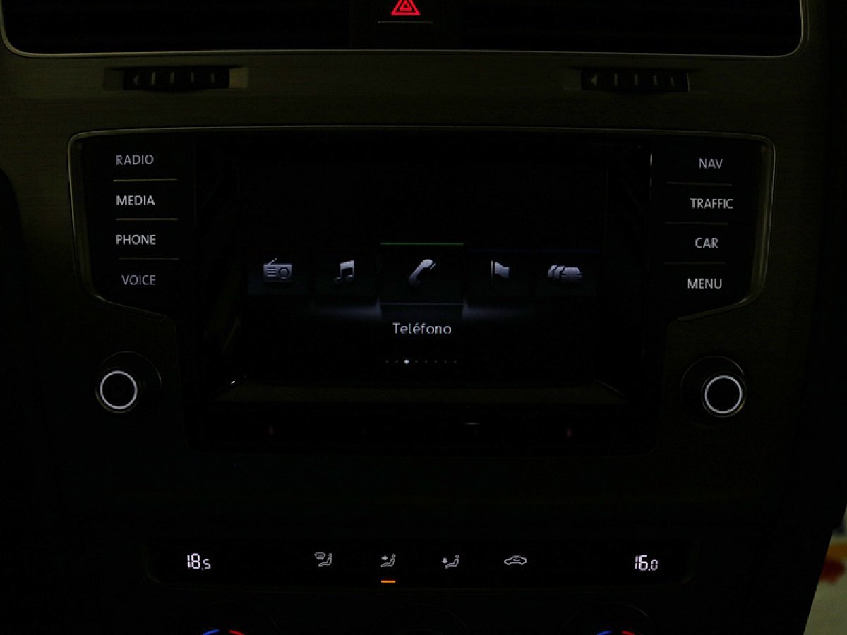 Foto Volkswagen Golf 16