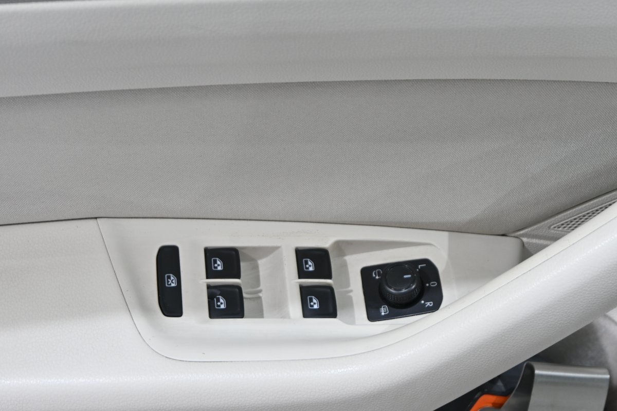 Foto Volkswagen Passat Variant 23