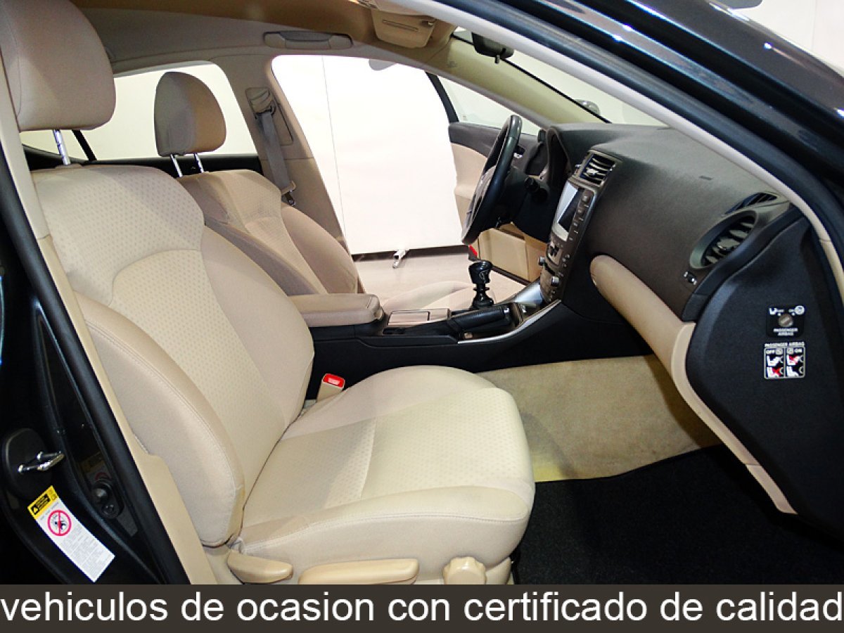 Foto Lexus IS 21
