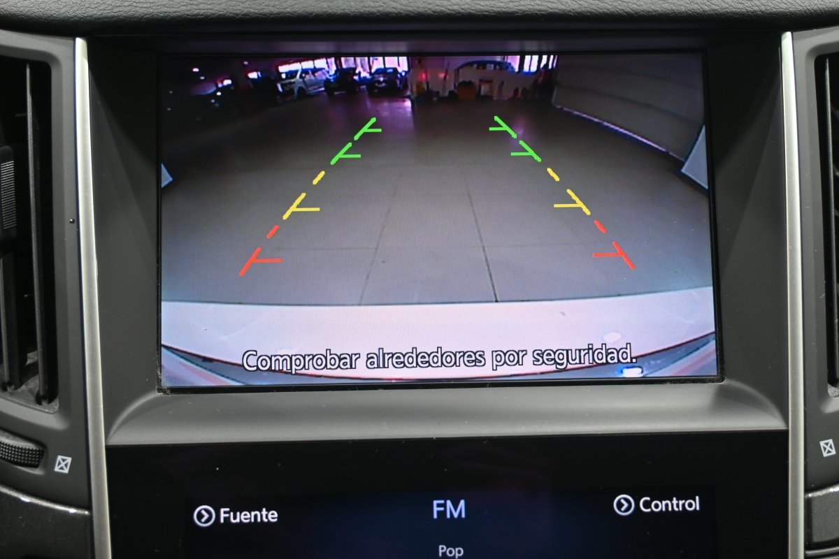 Foto Infiniti Q50 15